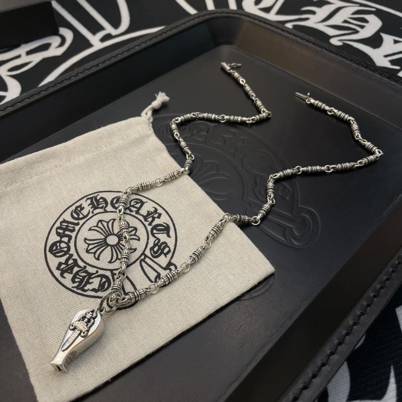 Ch*0me He**ts necklaces